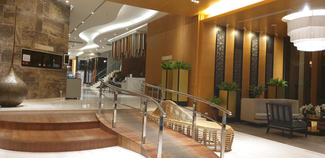 The Astra Chiang Mai Family Room Exteriör bild